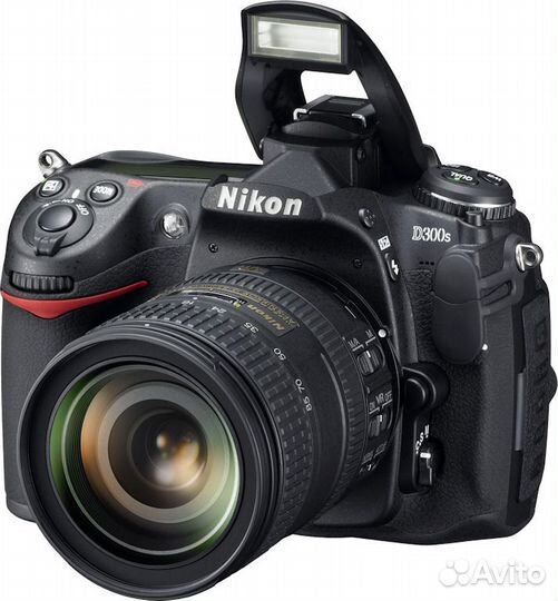 Nikon D300s(18-105mm VR) +Бленда+8гб+Сумка+Доп/Акб