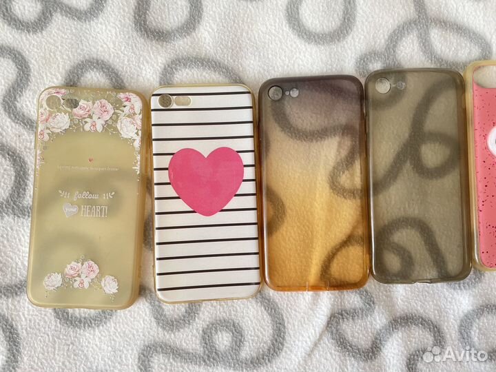 Чехлы на iPhone 8