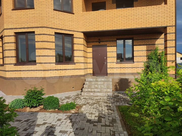 Дом 226 м² на участке 13,5 сот.