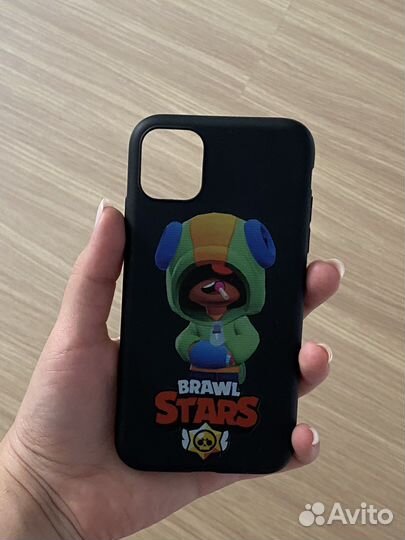 Чехлы на iPhone 11