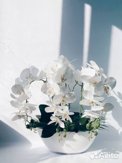 Орхидея белая искусственная декоративная