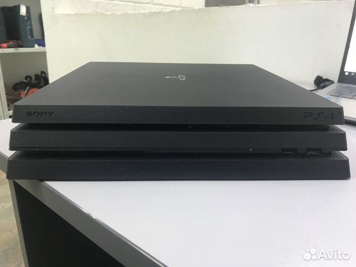 Sony PlayStation 4 Pro 1 Тб