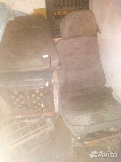 Передние сидения ваз 2110
