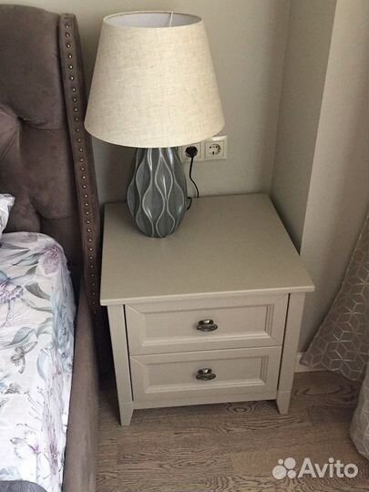 Тумба прикроватная массив Бука