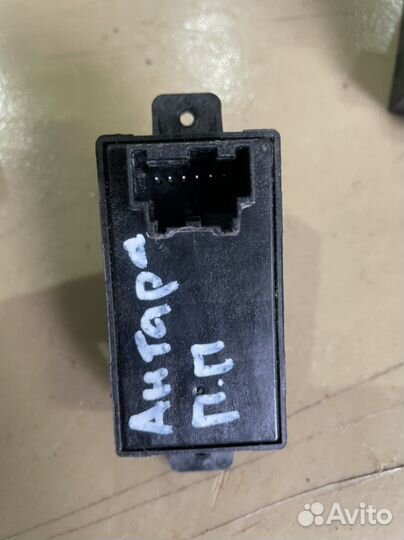 Опель антара кнопка стеклоподъемника