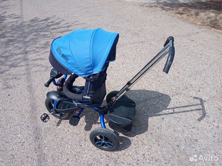 Детский трехколесный велосипед