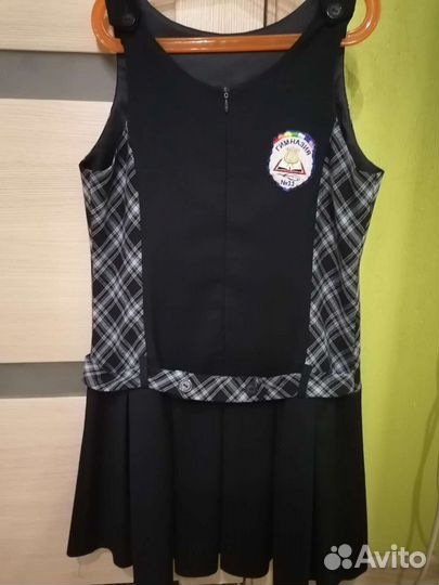 Школьная форма- сарафан 