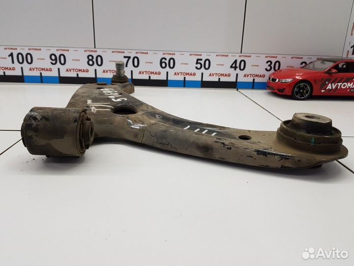 Рычаг подвески передний нижний правый