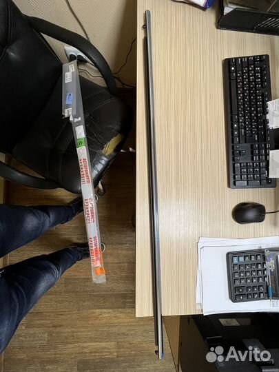 Молдинг на дверь передний правый Lexus RX4