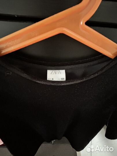 Бархатная футболка Zara