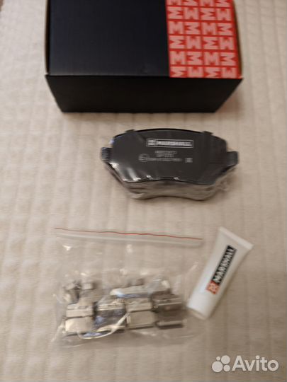 Передние тормозные колодки