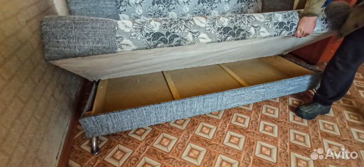 Диван книжка б/у