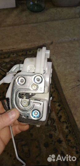 Mazda 6 GH. Запчасти на переднюю правую дверь