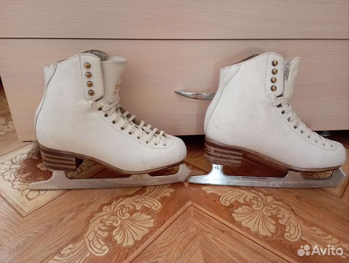 Фигурные коньки jackson freestyle