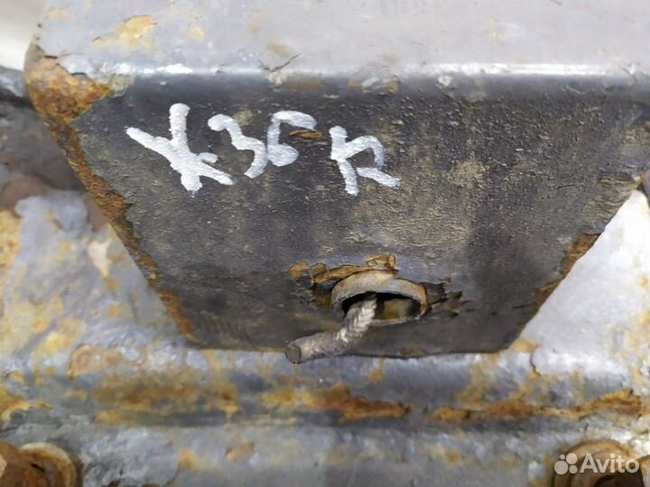 1208779 Кронштейн запасного колеса Daf XF105