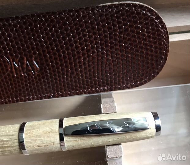 Одна из 843 штук на весь мир ручка Omas