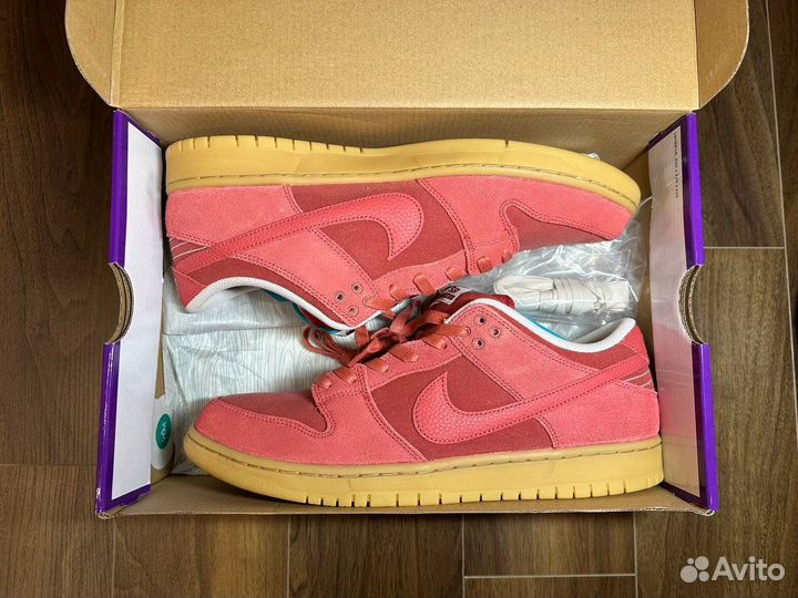 Nike Dunk SB Low 