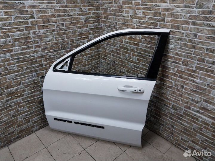 Дверь передняя левая Jeep Grand Cherokee