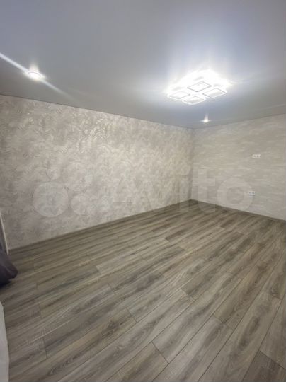 2-к. квартира, 52 м², 9/9 эт.