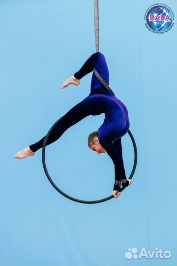 Тренер по воздушной гимнастике