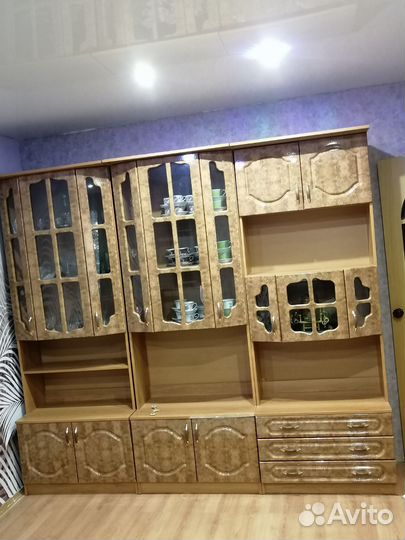 Стенка в гостиную