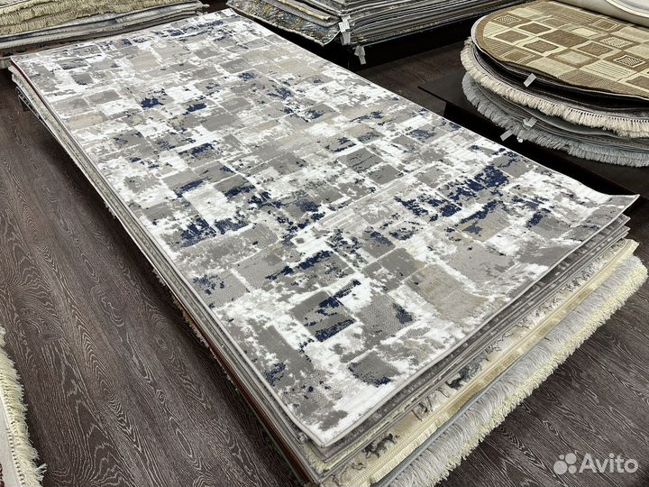 Ковер новый 1.5х3