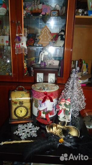 Новогодний декор: маска Венеция, ёлка-матрёшка т.д