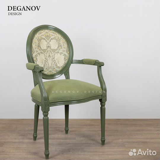 Кресло медальон