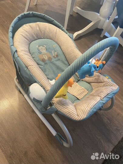 Шезлонг детский babyton