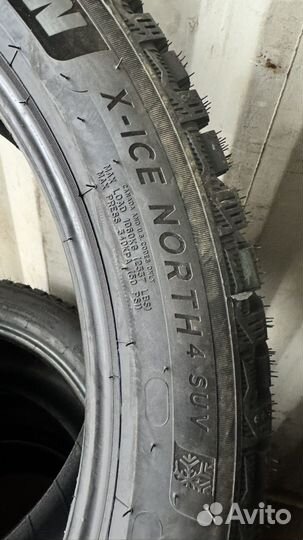 Michelin X-Ice North 4 SUV 285/40 R22 110T