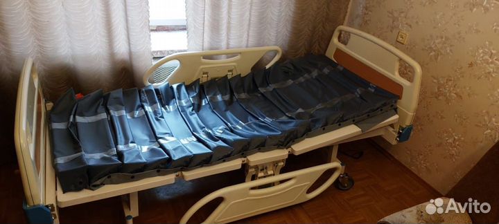 Медицинская кровать для лежачих больных б/у
