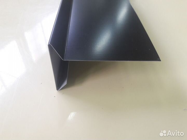 Планка торцевая для м/кровли 100*25*65*15 RAL 9005