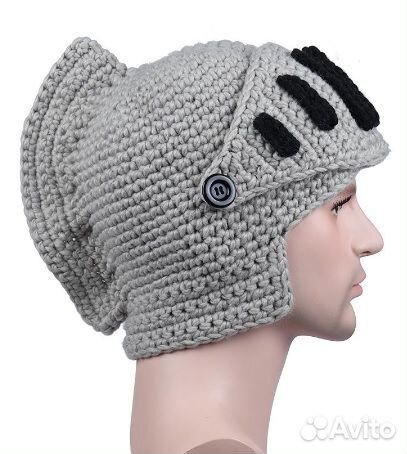 Шапка в стиле римского рыцаря