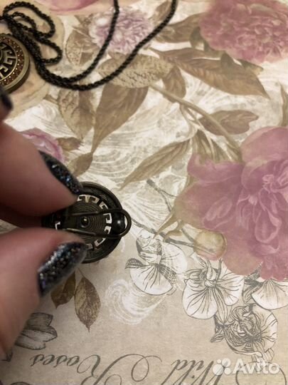 Гарнитур подвеска и серьги Versace