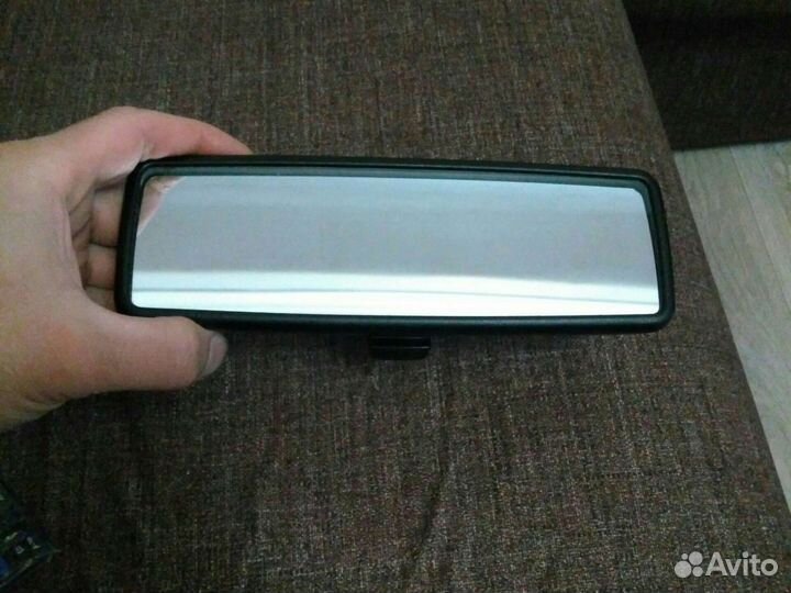 Зеркало салонное заднего вида,состояние нового