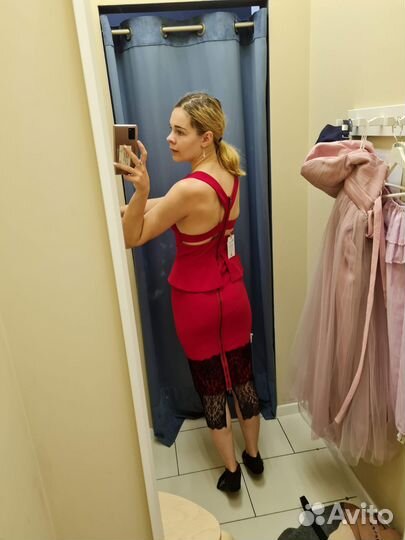 Платье вечернее