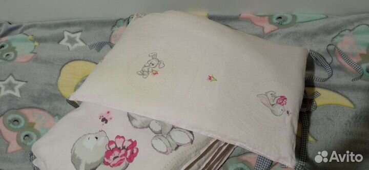 Бортики в детскую кроватку