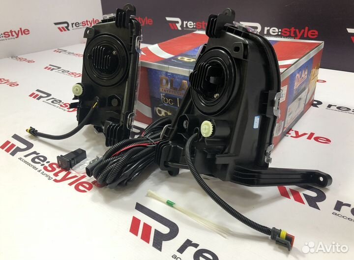 Туманки Toyota Prius 50