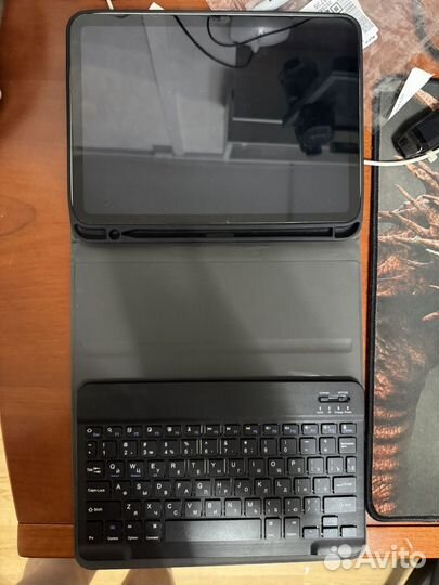 Чехол с клавиатурой для iPad 10.9