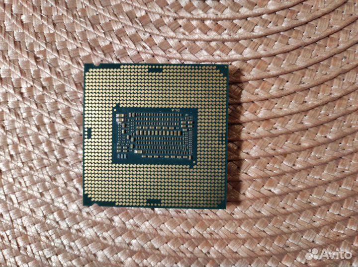 Процессор Intel Core i7-9700k