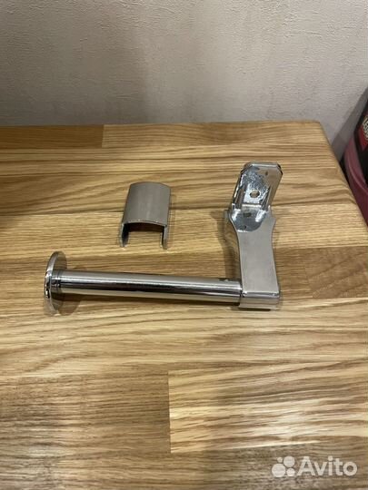 Держатель для туалетной бумаги