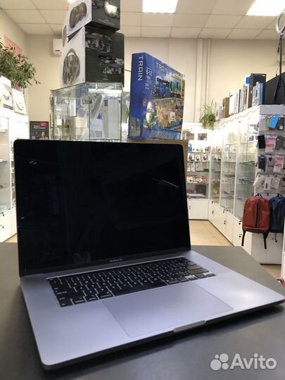 Б/у MacBook Pro 16 (2019 I9/64/512Gb) 250 циклов