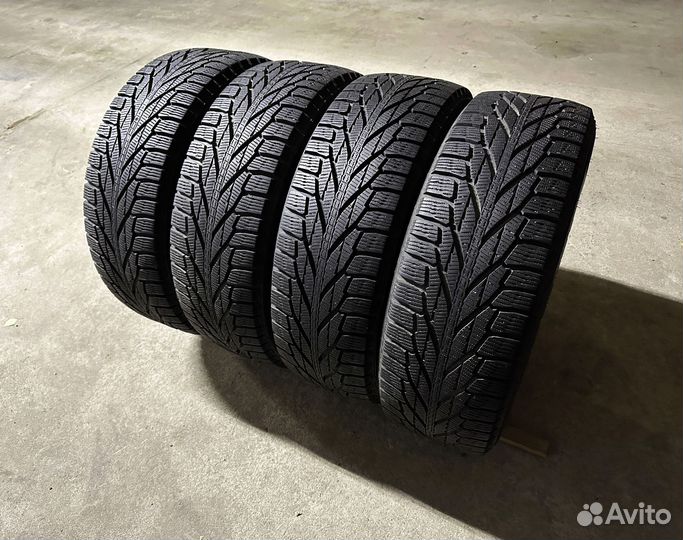 Nokian Tyres Hakkapeliitta R2 215/65 R16