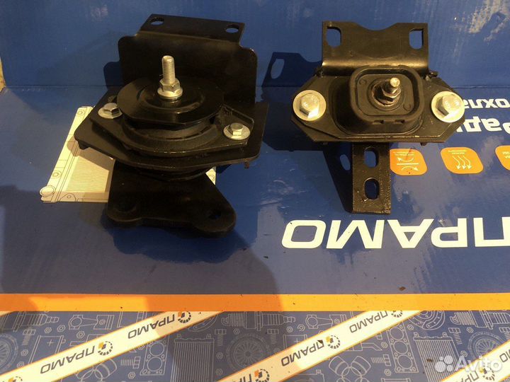 Подушка кпп Веста