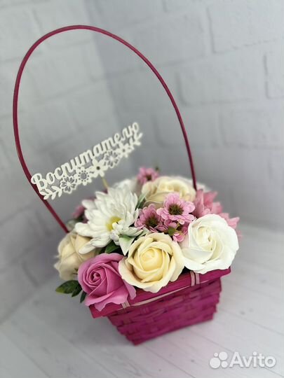 Букет в корзинке на 1 сентября/учителю