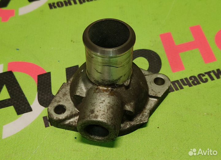 Корпус термостата toyota vitz SCP10 1SZ-FE