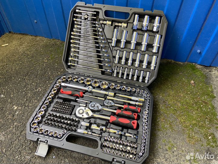 Набор инструментов 218 предметов