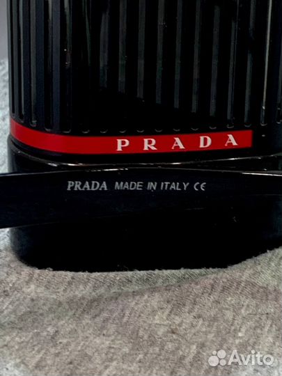 Солнцезащитные очки Prada polaroid новые