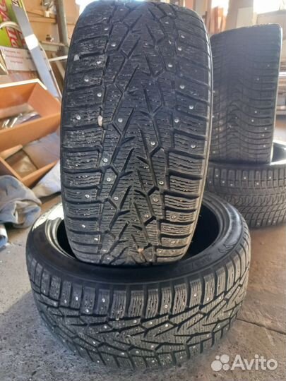 Nokian Tyres Hakkapeliitta 7 255/35 R20