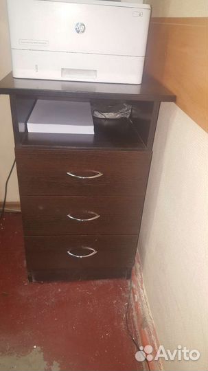 Компьютерный стол с тумбой